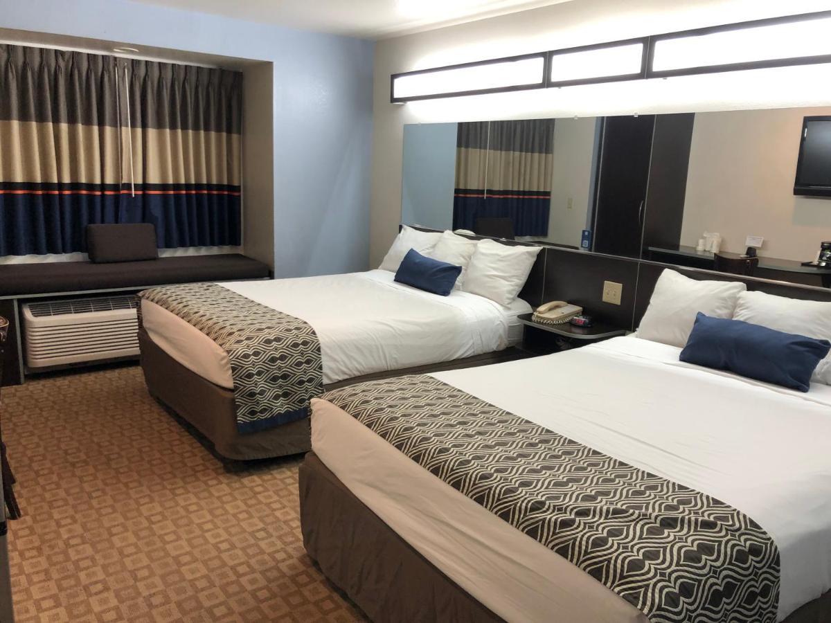 Microtel Inn & Suites By Wyndham Klamath Falls Bagian luar foto